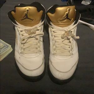 Air jordan 5s !